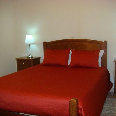 Отель Residencia Santa Marta Томар Экстерьер фото