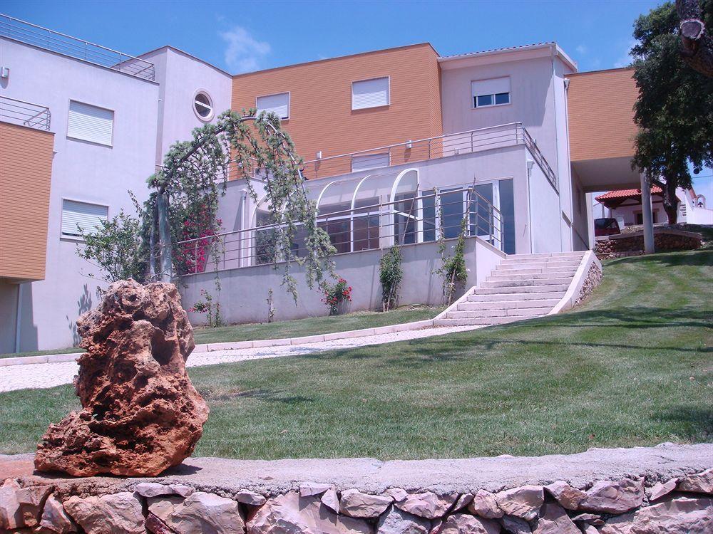 Отель Residencia Santa Marta Томар Экстерьер фото